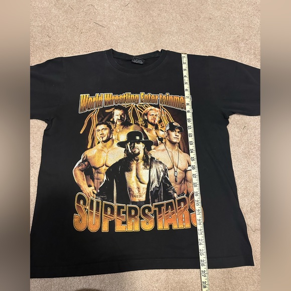 WWE Superstars T-Shirt from the 2000’s - Picture 6 of 9
